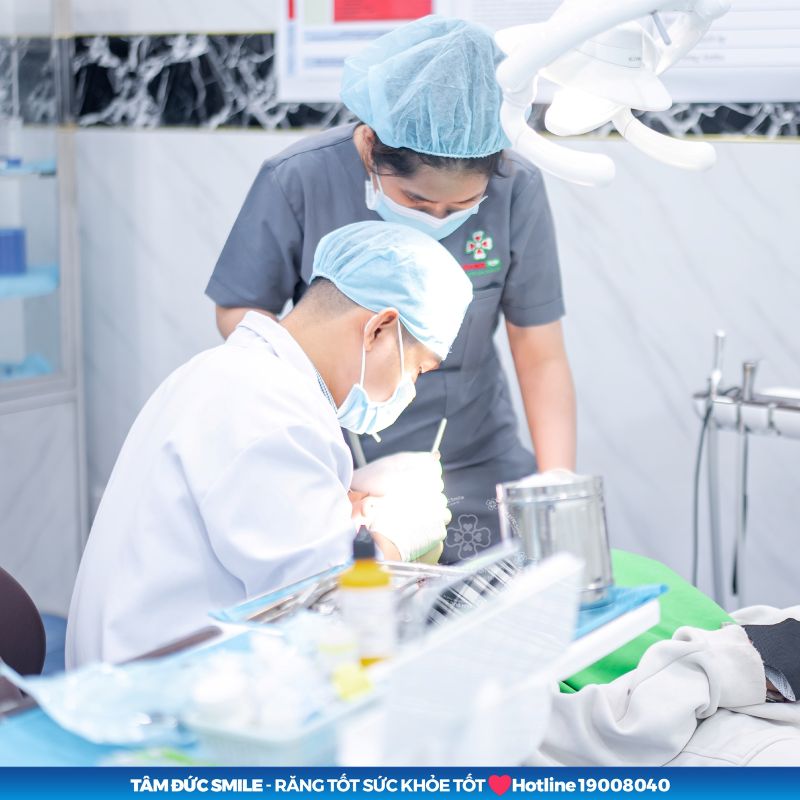Bọc răng sứ – Phương pháp phục hình răng bền đẹp, ăn nhai tốt缩略图